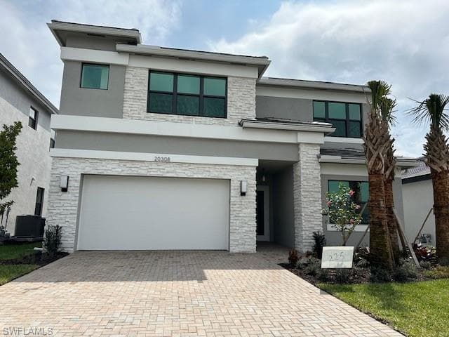 20641 Fair Oak LN ESTERO, FL 33928