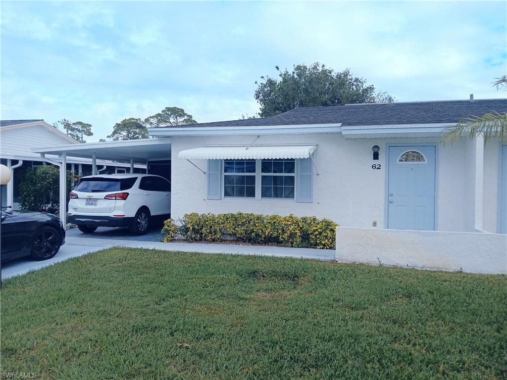 62 Heath Aster LN LEHIGH ACRES, FL 33936