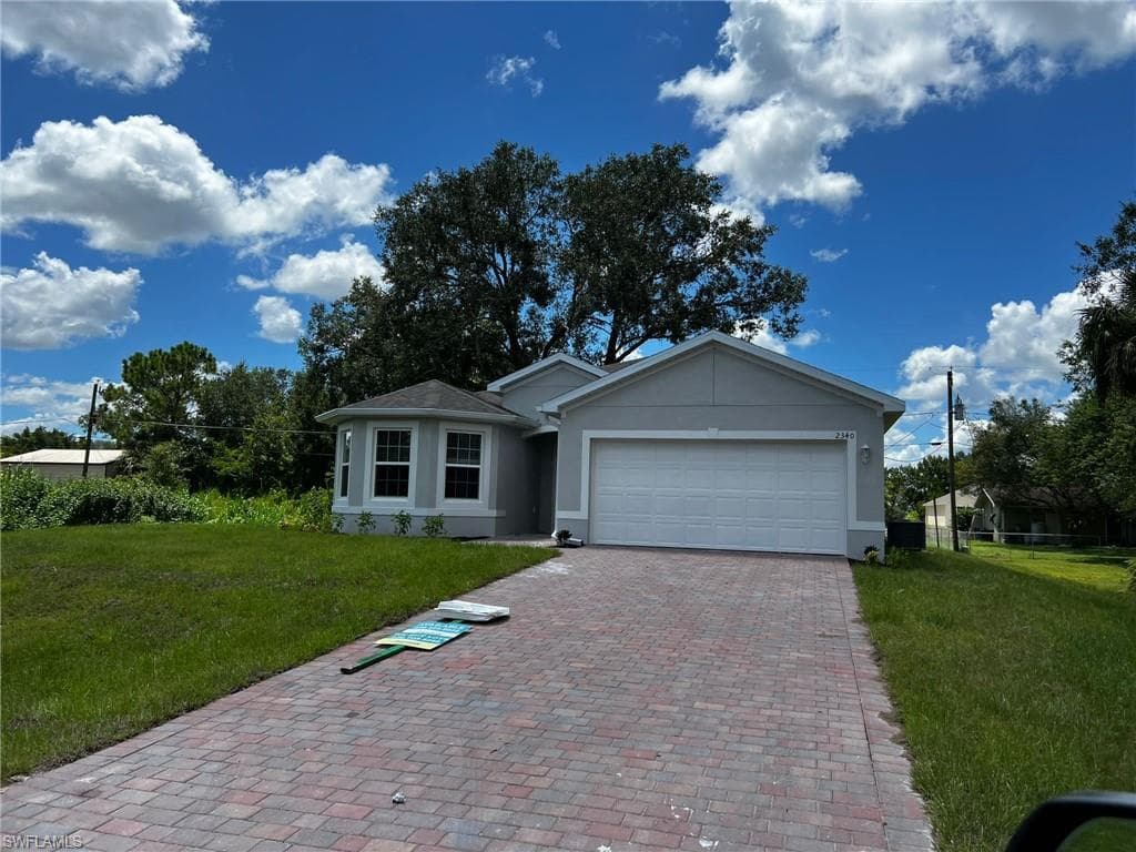 2340 Webster RD ALVA, FL 33920