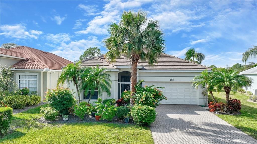 2354 Bainmar DR LEHIGH ACRES, FL 33973