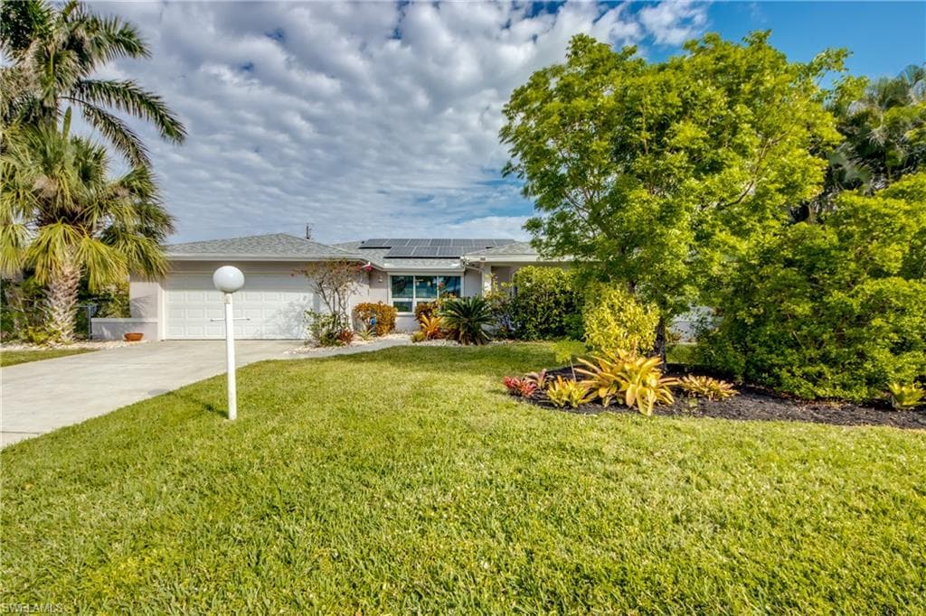 1319 Kingswood CT FORT MYERS, FL 33919