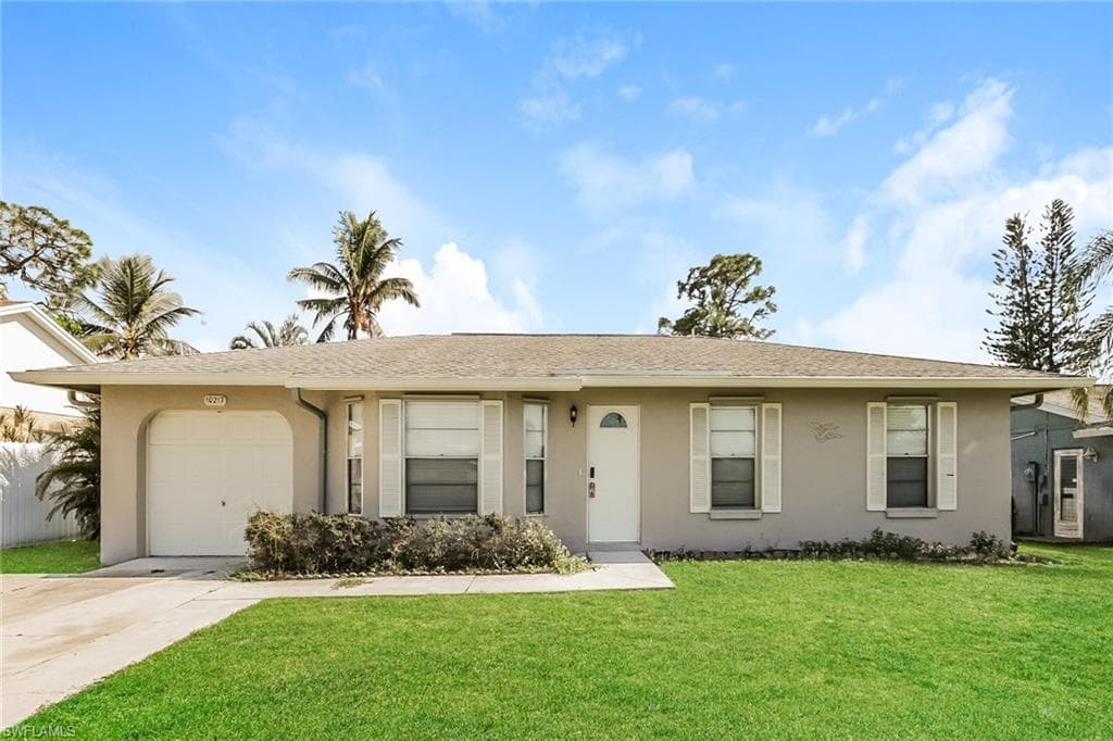 10217 Sandy Hollow LN BONITA SPRINGS, FL 34135