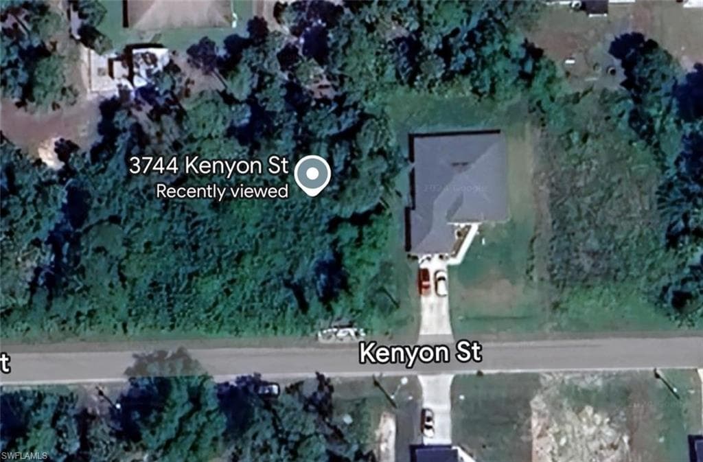 3744 Kenyon ST FORT MYERS, FL 33905