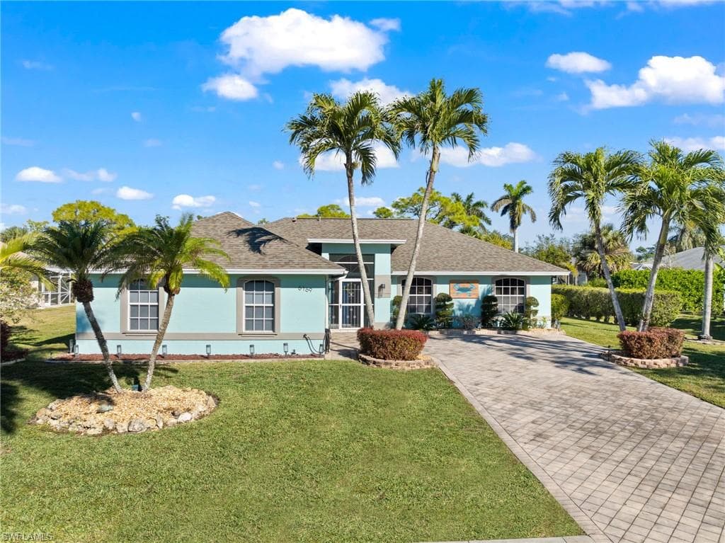 6169 Woodstone DR NAPLES, FL 34112