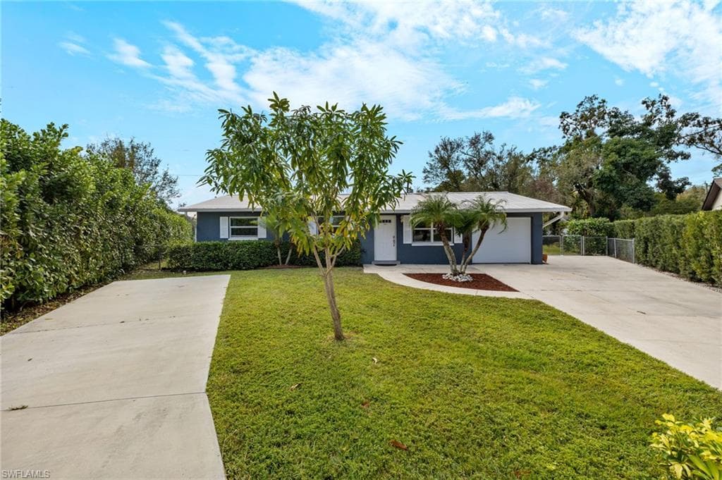 2990 Renee CT FORT MYERS, FL 33905