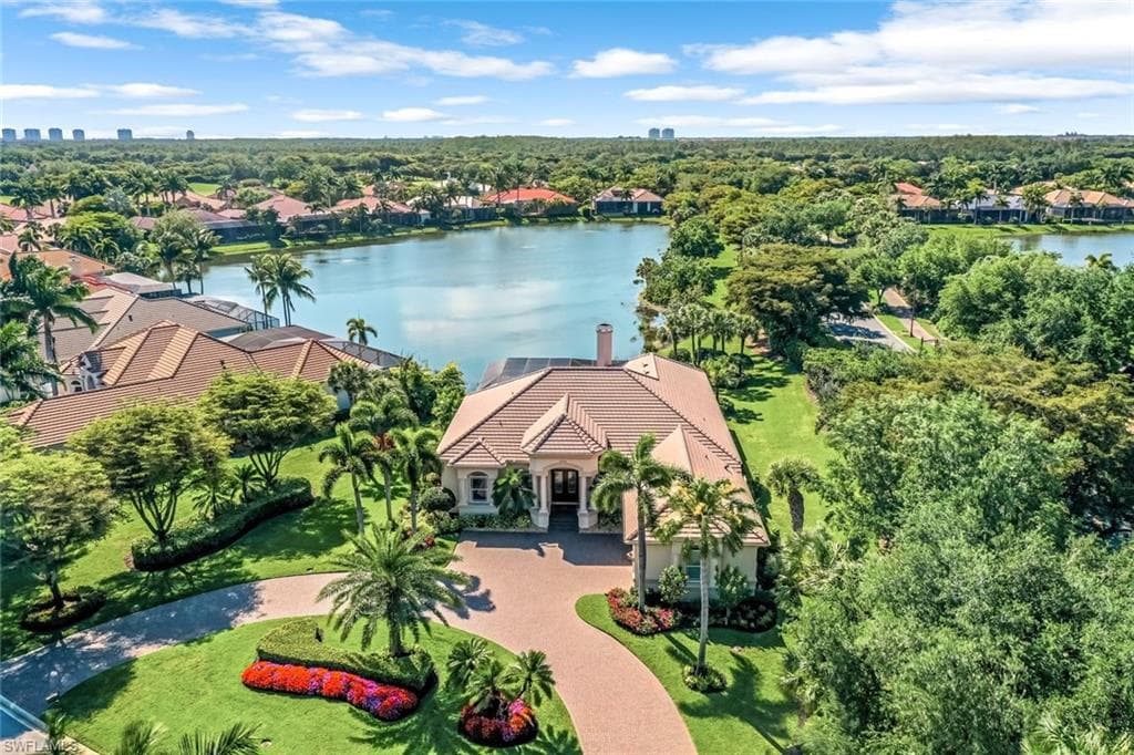 10700 Glen Lakes DR ESTERO, FL 34135
