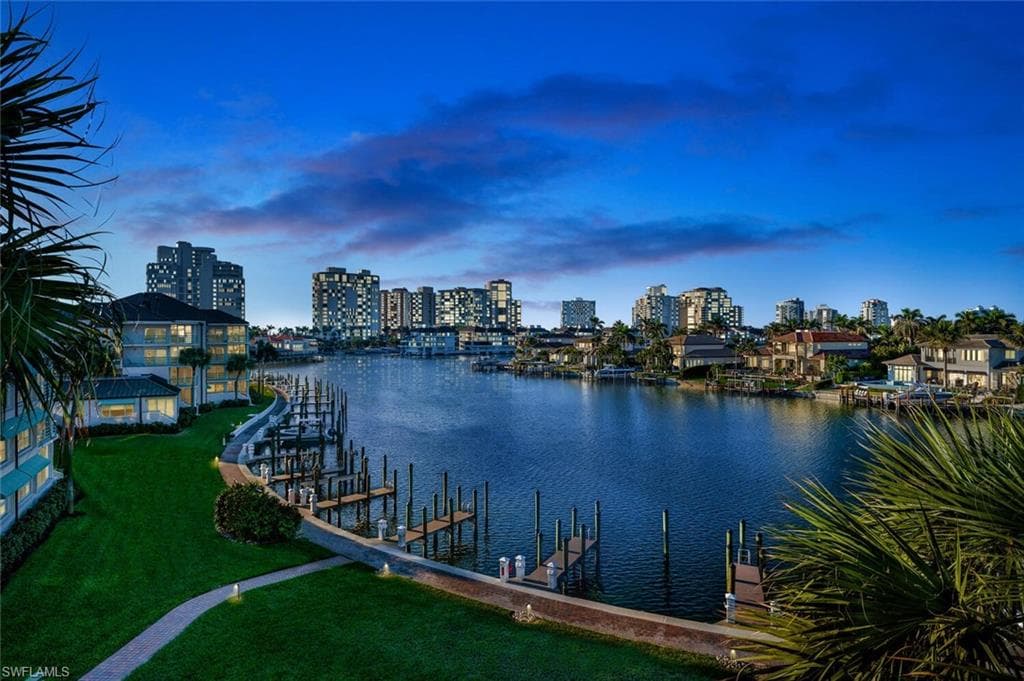 355 Park Shore DR 1-143 NAPLES, FL 34103