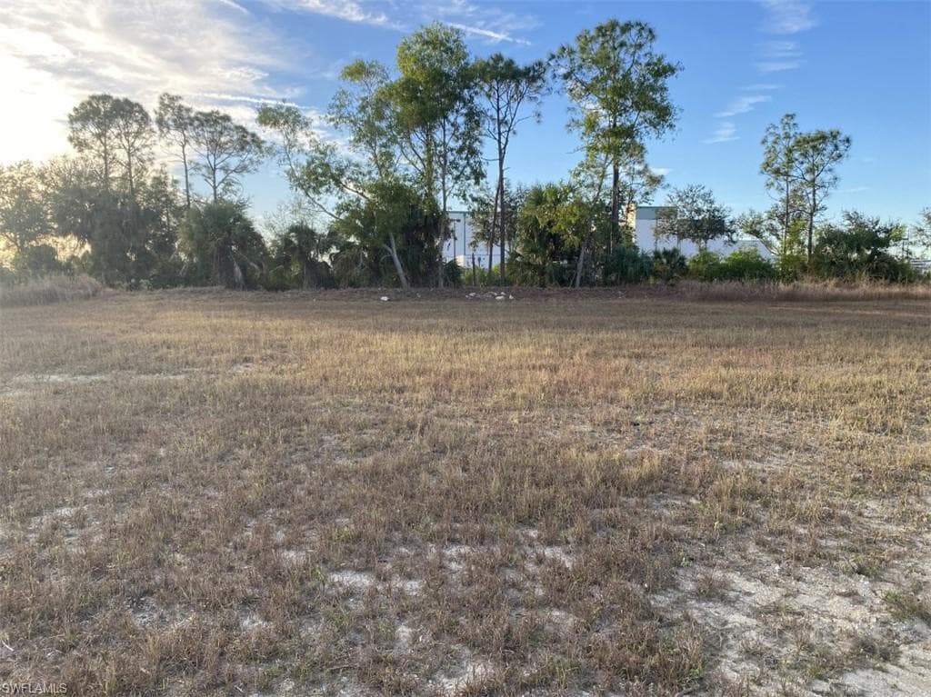 3716 NE 23rd AVE CAPE CORAL, FL 33909