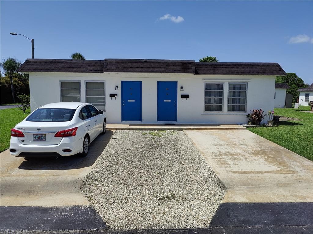 26 Temple CT LEHIGH ACRES, FL 33936