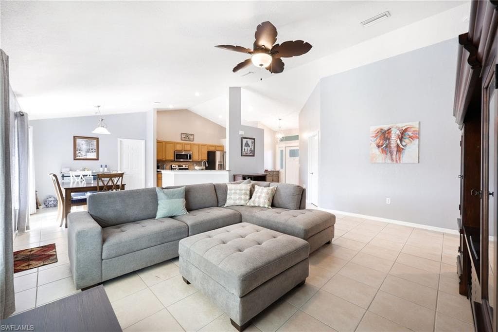 1912 SW 10th TER CAPE CORAL, FL 33991