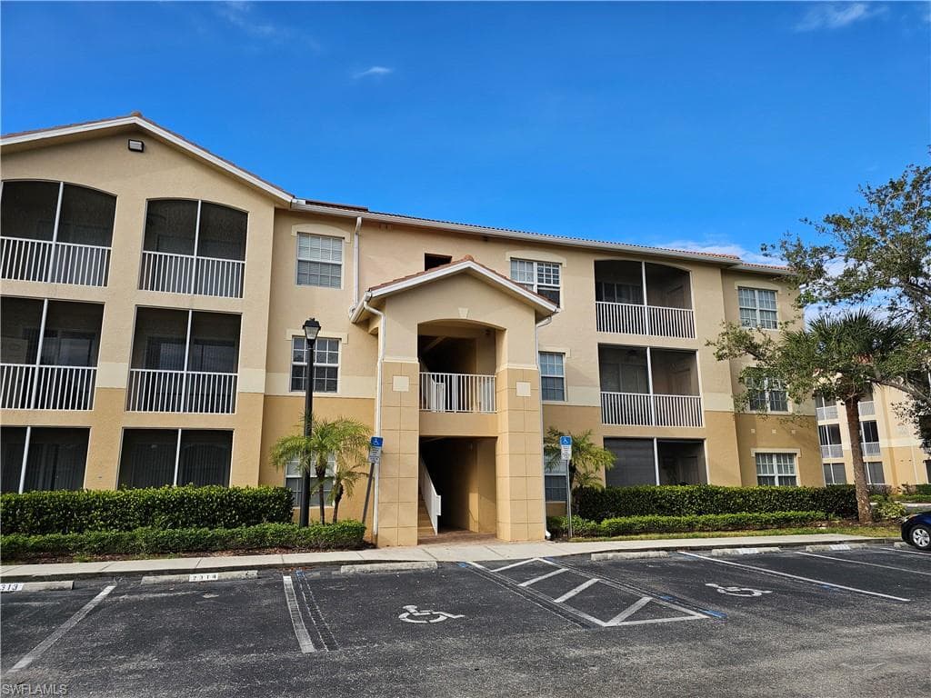 9035 Colby DR 2306 FORT MYERS, FL 33919