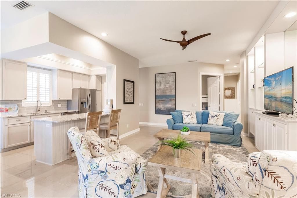 4696 Rio Poco CT NAPLES, FL 34109