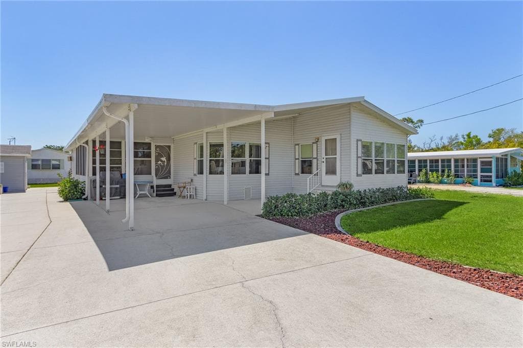 5941 Wisconsin ST BOKEELIA, FL 33922