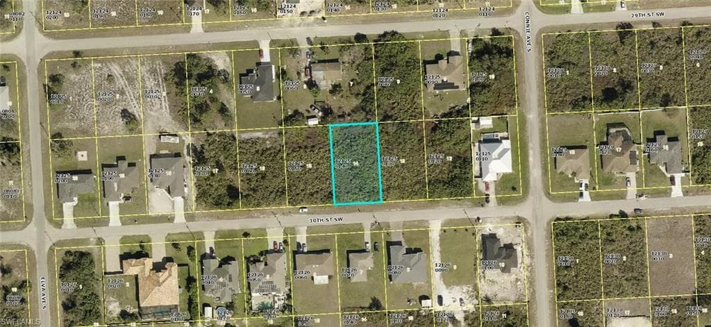 2606 30th ST SW LEHIGH ACRES, FL 33976