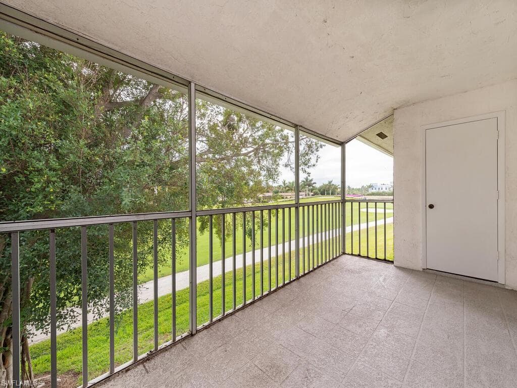 292 Winners CIR 2776 NAPLES, FL 34112