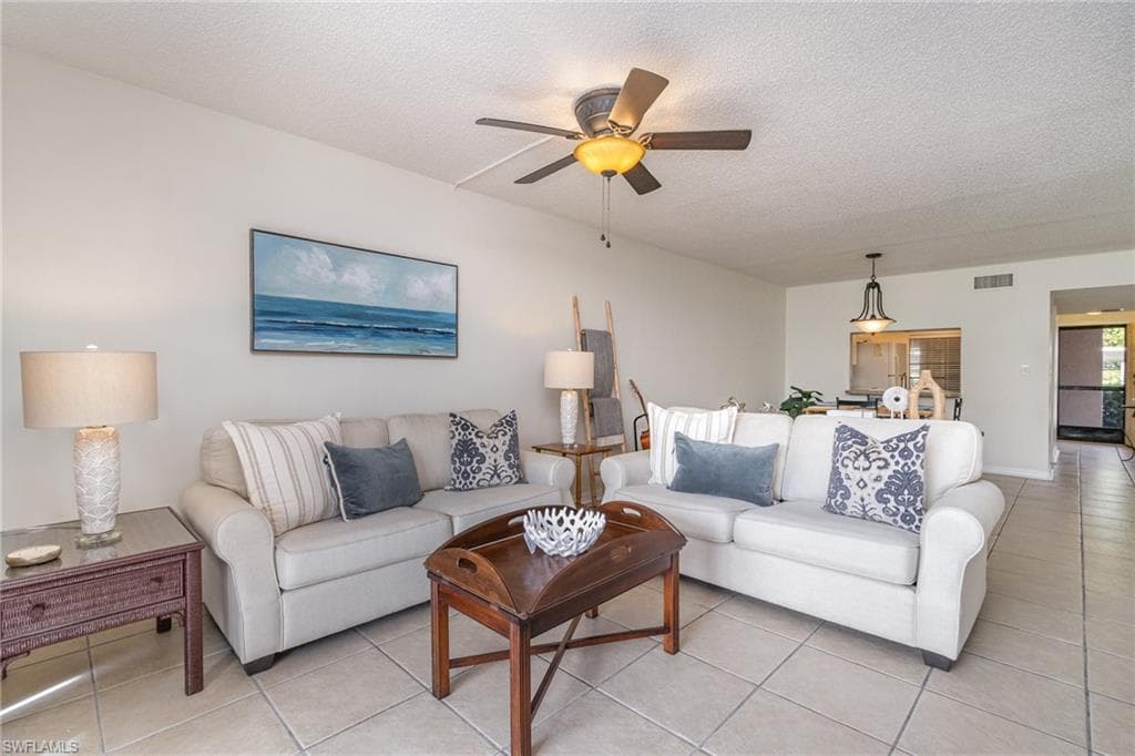 5535 Rattlesnake Hammock RD 103 NAPLES, FL 34113