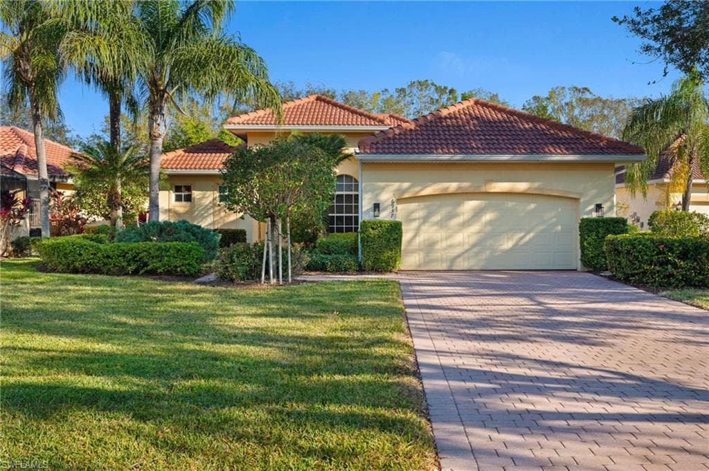 6937 Bent Grass DR NAPLES, FL 34113