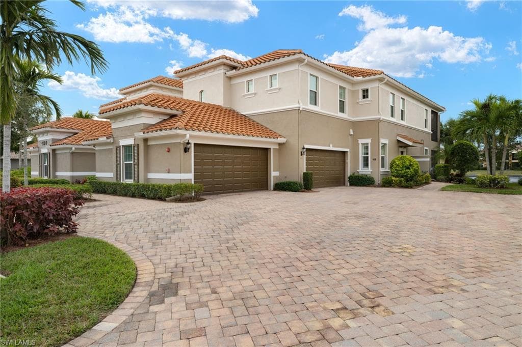10210 Glastonbury CIR 102 FORT MYERS, FL 33913