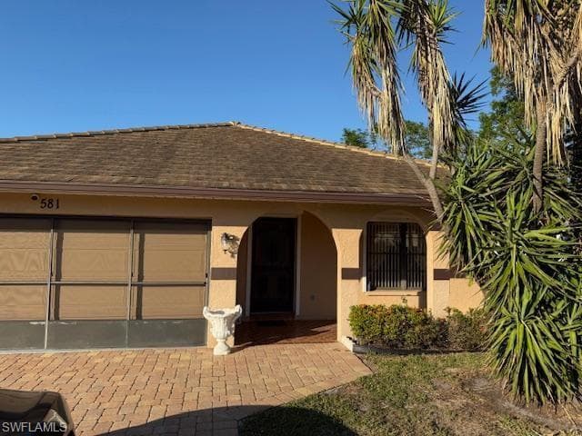 581 106th AVE N NAPLES, FL 34108