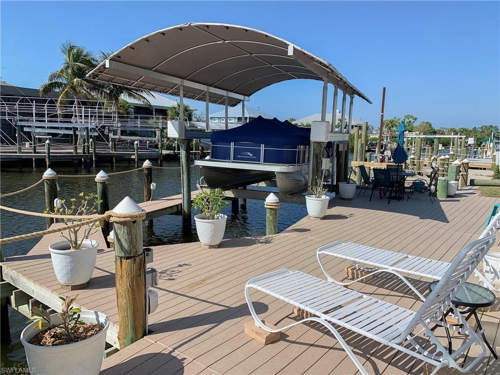 11580 Dogwood LN FORT MYERS BEACH, FL 33931