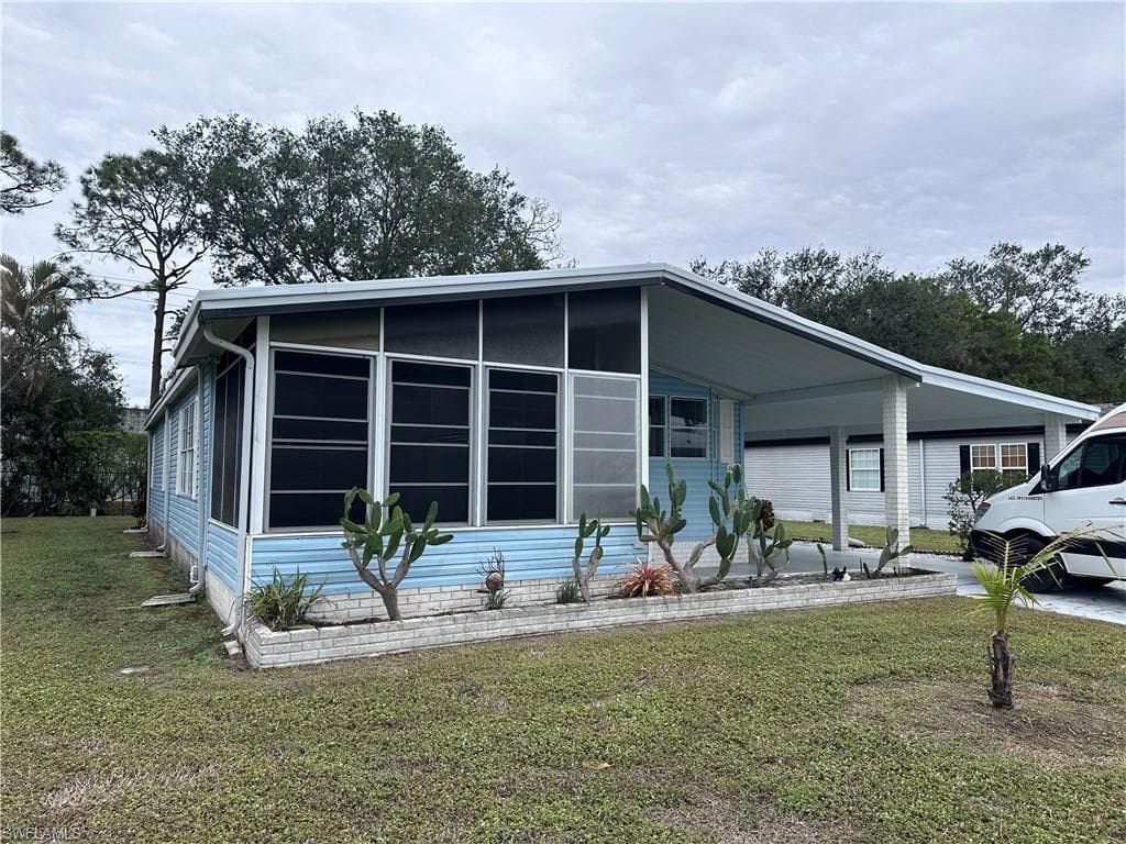 26351 Atlanta DR N BONITA SPRINGS, FL 34135