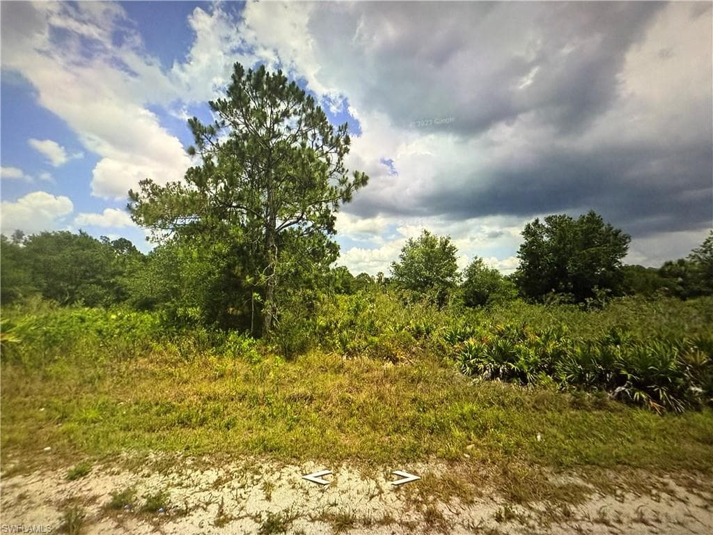 407 W 18th ST LEHIGH ACRES, FL 33972