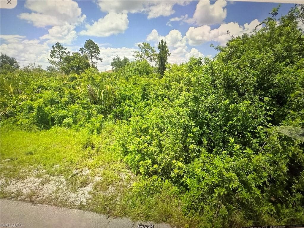 2802 65th ST W LEHIGH ACRES, FL 33971
