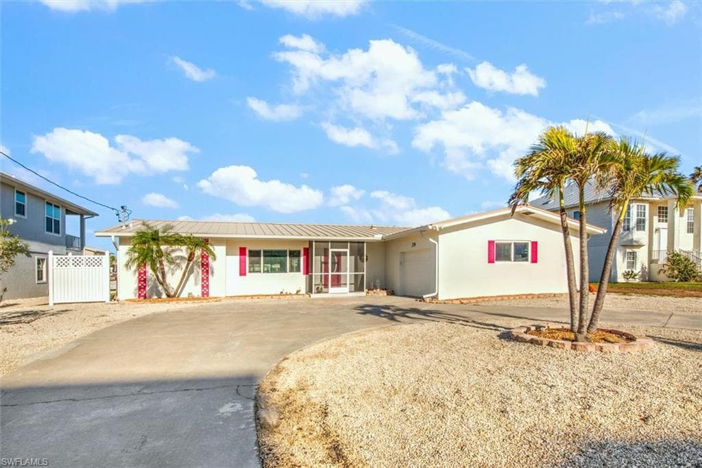 239 Ibis ST FORT MYERS BEACH, FL 33931