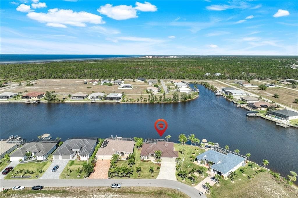 4303 NW 39th ST CAPE CORAL, FL 33993