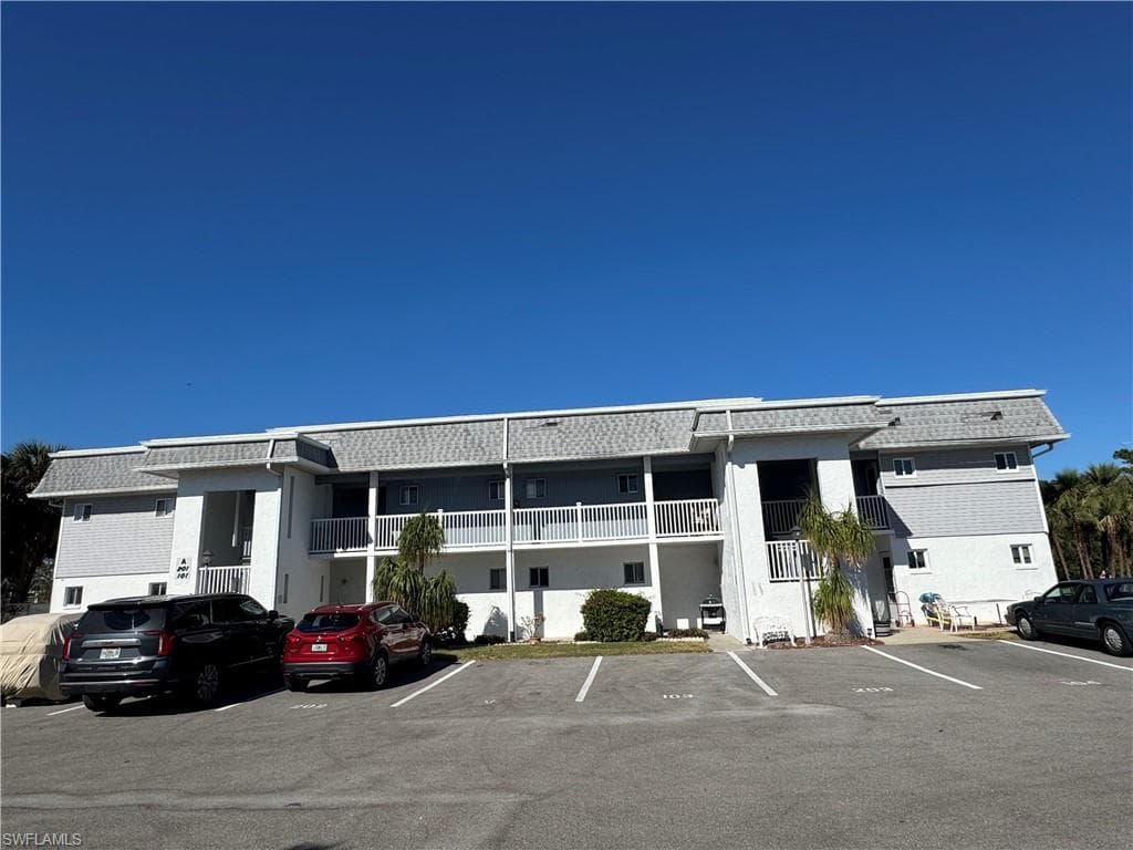 22375 Edgewater DR 102 PUNTA GORDA, FL 33980