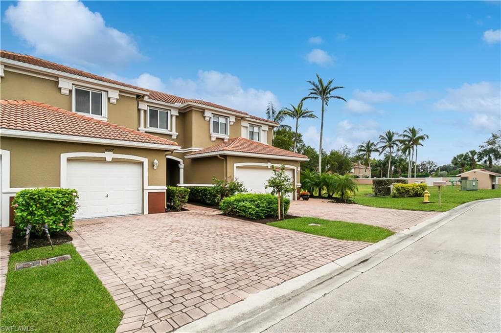 17577 Brickstone LOOP FORT MYERS, FL 33967