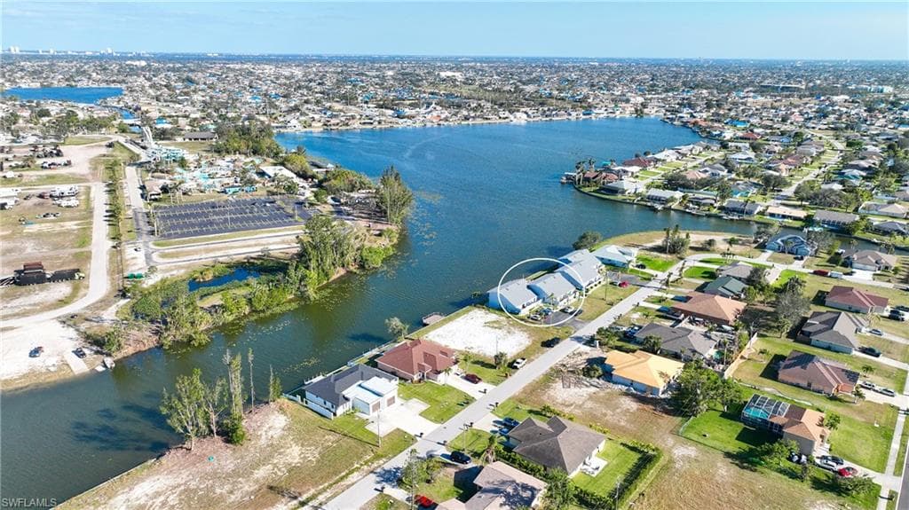 621 SW 3rd CT 104 CAPE CORAL, FL 33991
