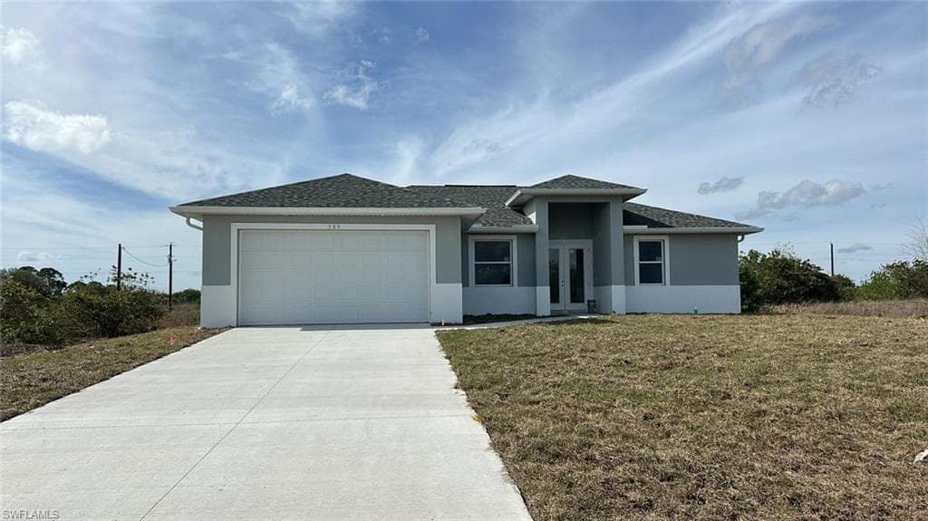 589 David CIR LABELLE, FL 33935