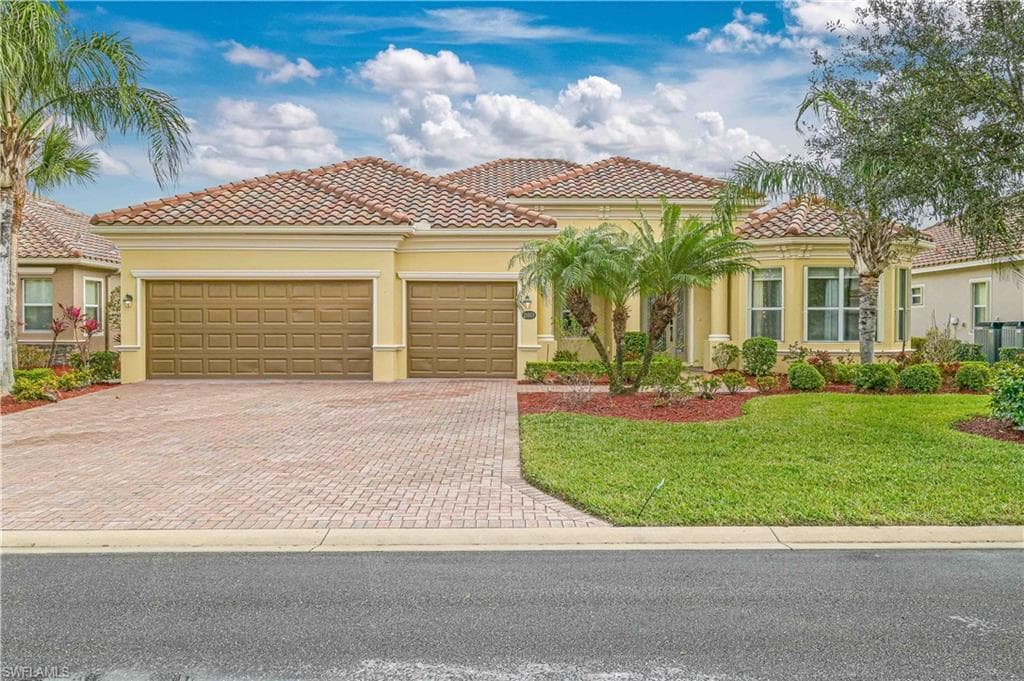 21059 Bosco CT ESTERO, FL 33928