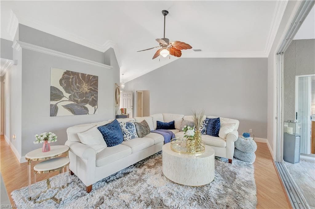 322 Emerald Bay CIR X7 NAPLES, FL 34110