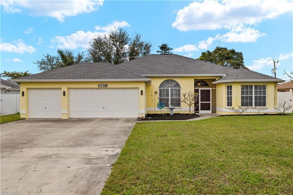 1726 Country Club BLVD CAPE CORAL, FL 33990