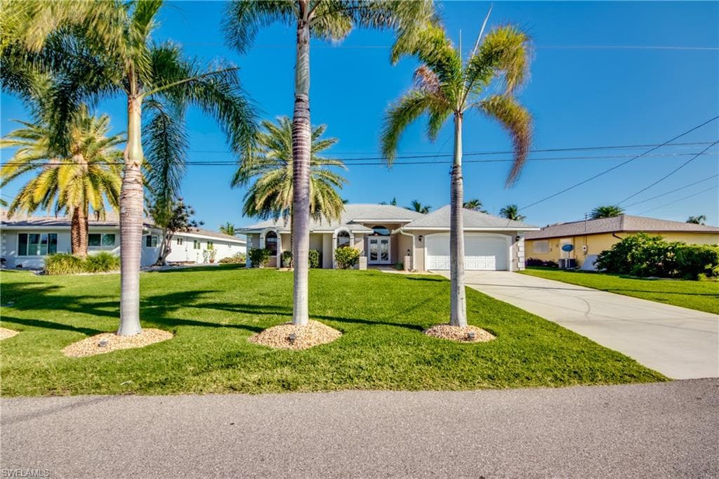 1919 SE 32nd TER CAPE CORAL, FL 33904
