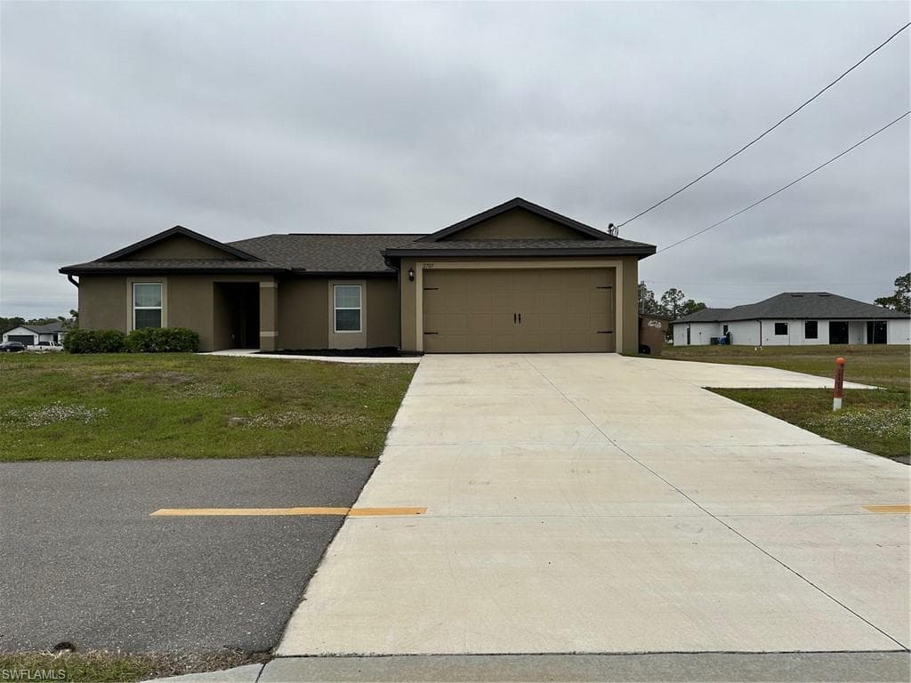 2707 Van Buren PKWY CAPE CORAL, FL 33993