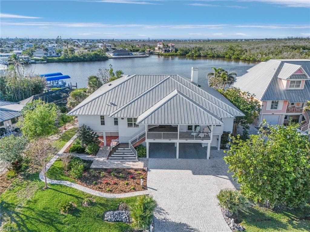 2771 Teal CT ST. JAMES CITY, FL 33956