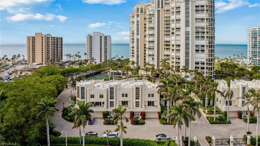 4021 GULF SHORE BLVD N V-16 NAPLES, FL 34103