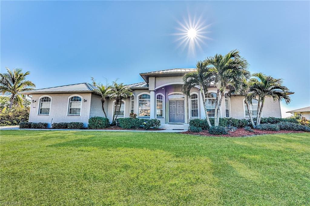 3662 Peace River DR PUNTA GORDA, FL 33983