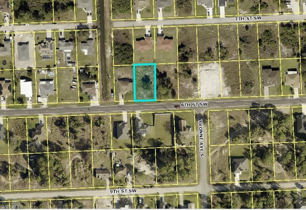 3804 8th ST SW LEHIGH ACRES, FL 33976