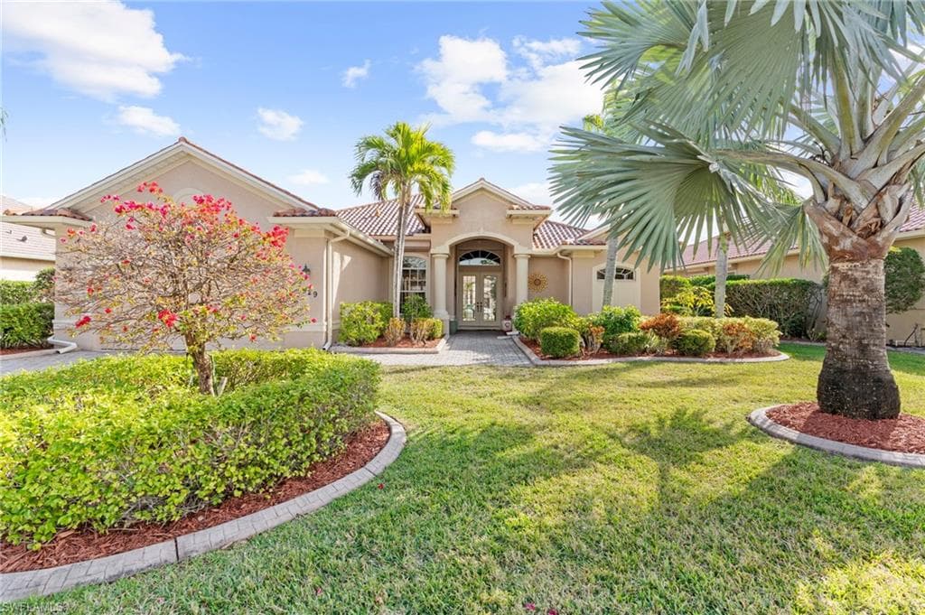7929 Founders CIR NAPLES, FL 34104