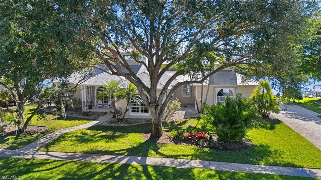 132 Wilderness Cay NAPLES, FL 34114