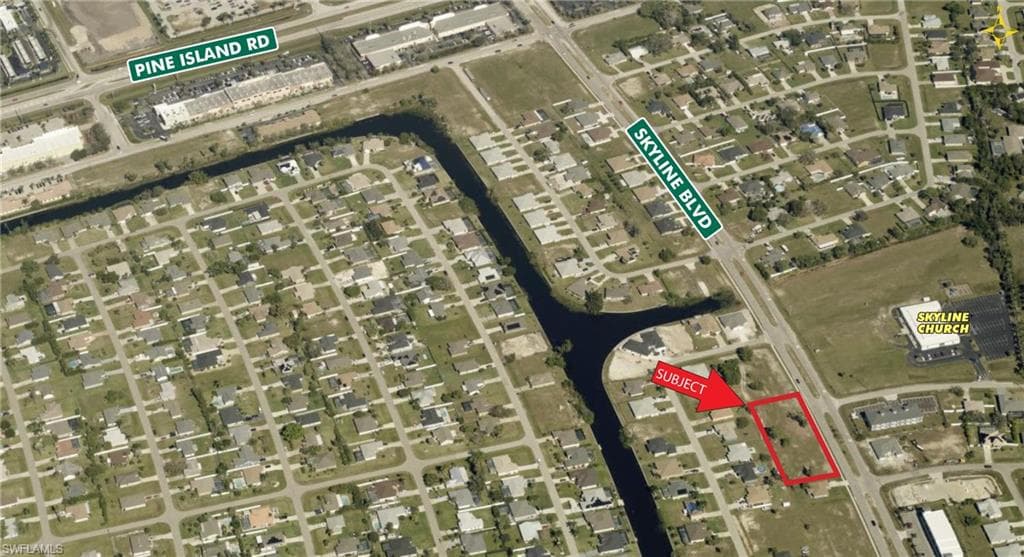 816 Skyline BLVD CAPE CORAL, FL 33991