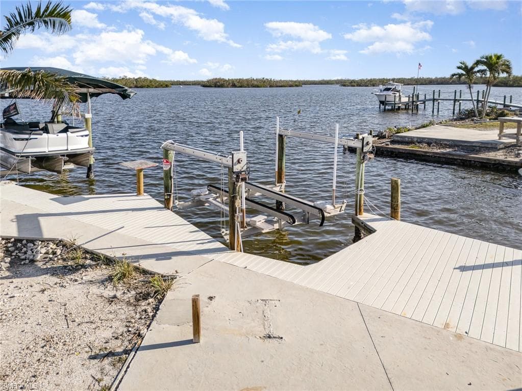 68 Emily LN FORT MYERS BEACH, FL 33931