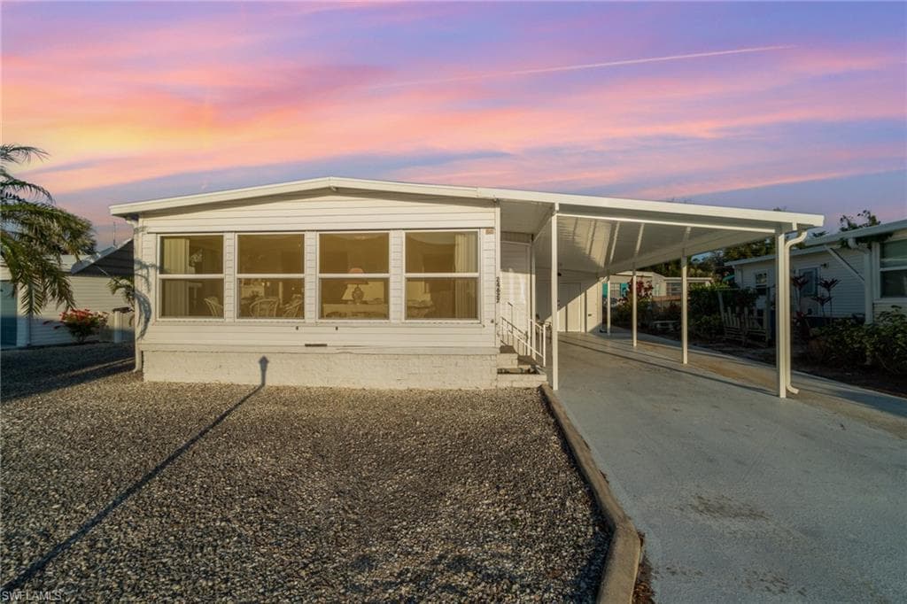 24627 Seas BLVD BONITA SPRINGS, FL 34134
