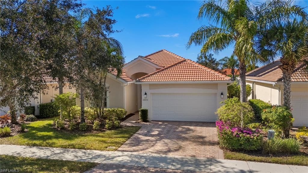 28232 Jewel Fish LN BONITA SPRINGS, FL 34135