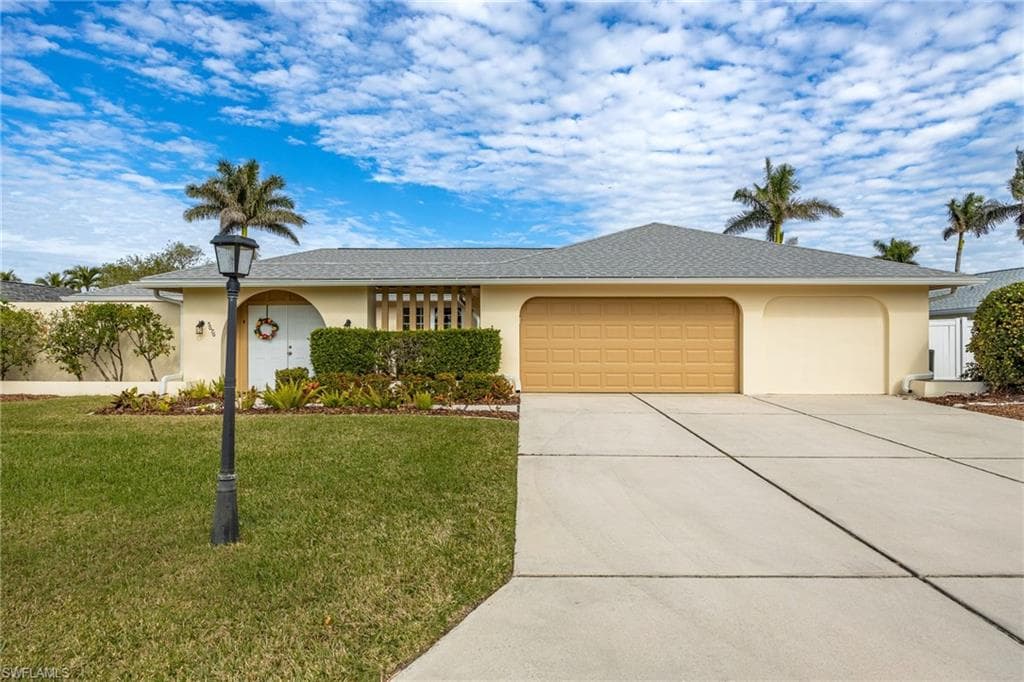 5676 Montilla DR FORT MYERS, FL 33919