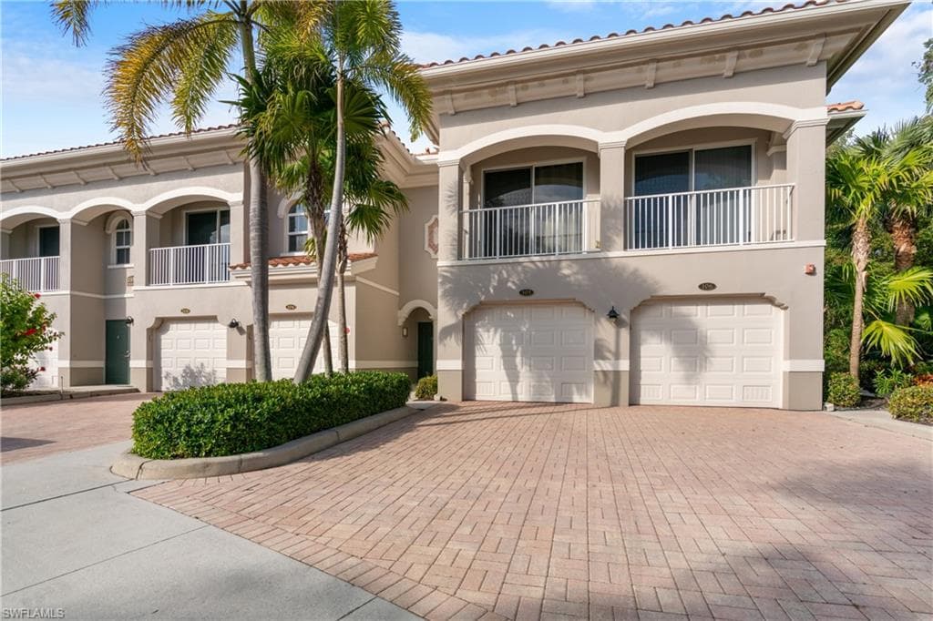 23501 Alamanda DR 105 ESTERO, FL 34135